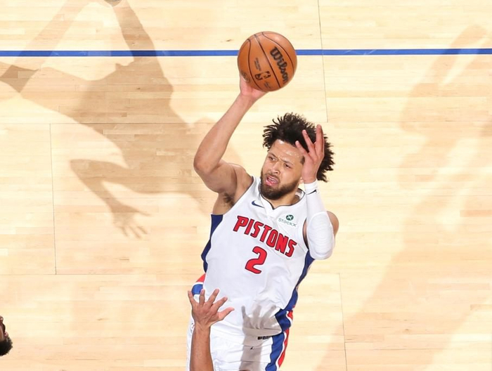 优直播官网-东部第一轰然倒地!坎宁安30+8+8难救主,奇才掀翻活塞欢迎浓眉哥|安东尼·戴维斯|安东尼-戴维斯|菲尼克斯太阳队|布鲁克林篮网队|凯德-坎宁安_新浪体育_新浪新闻