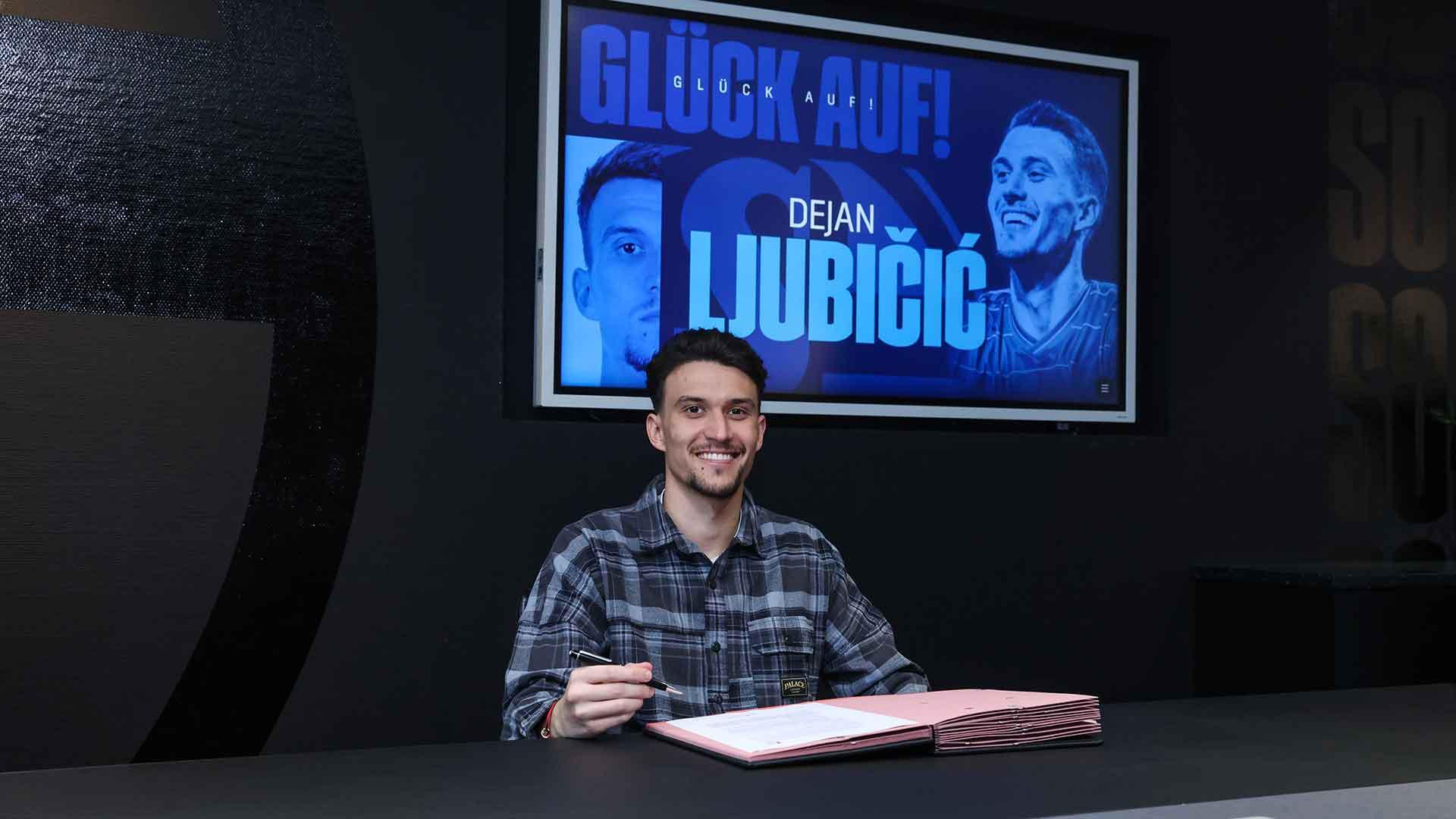 足球直播-官方：沙尔克签下28岁奥地利中场柳比契奇，双方签约至2028年